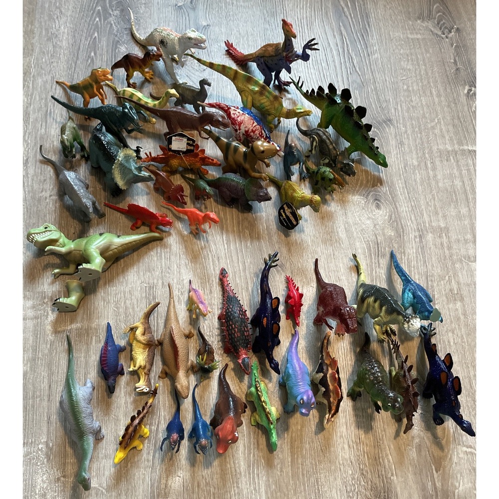Plastic Rubber DINOSAURS Play Toys EDUCATIONAL Dinosaur Lot Of 49 Vintage
